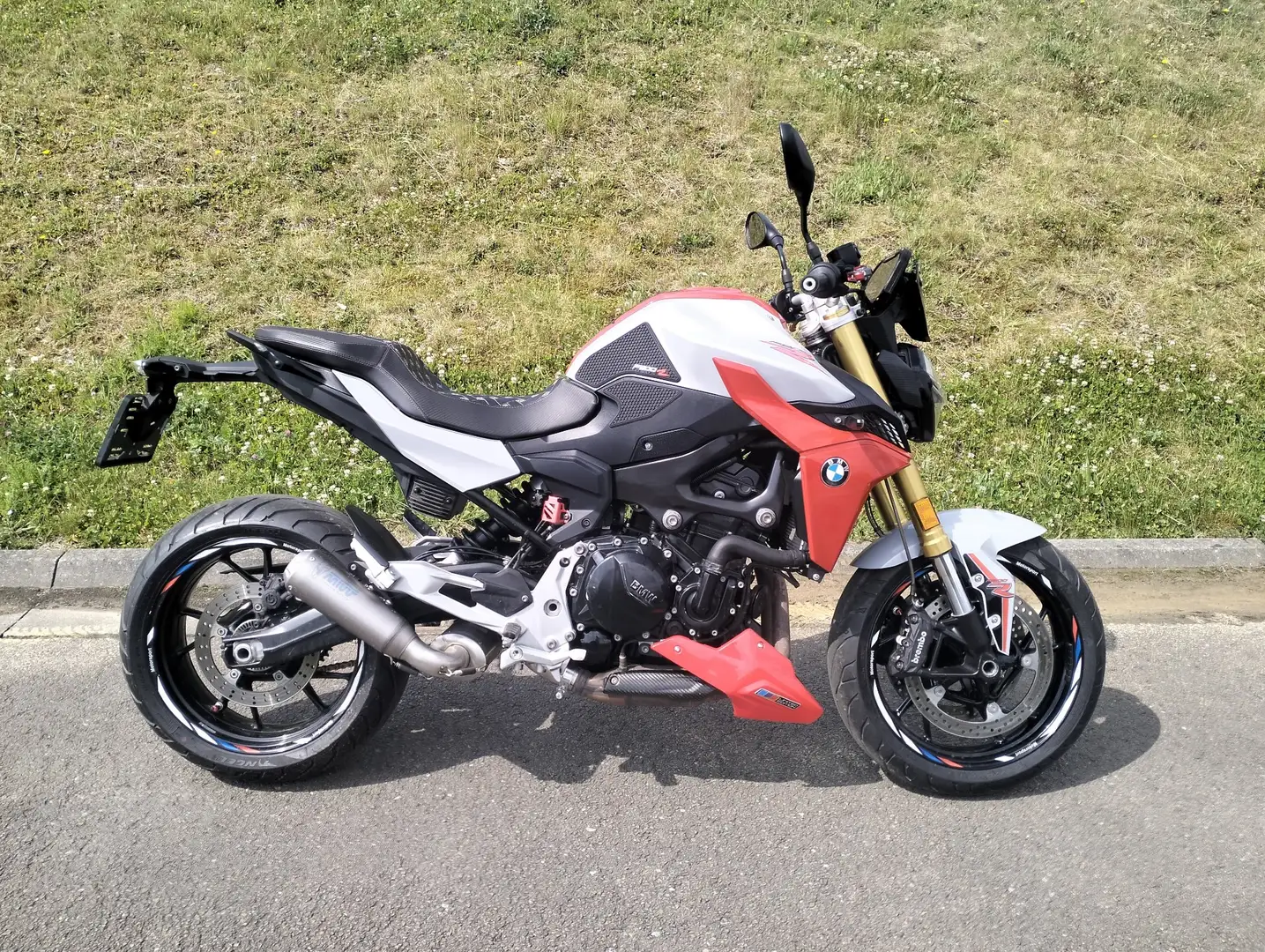 BMW F 900 XR sport Argent - 1
