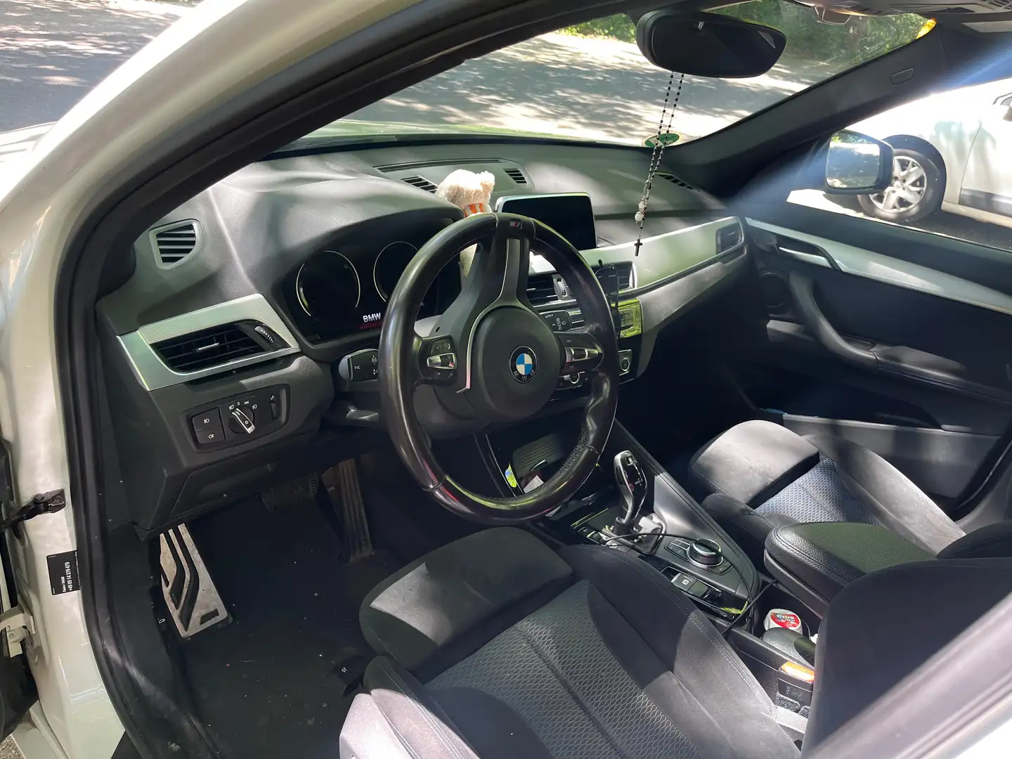 BMW X1 X1 sDrive18i Aut. M Sport Weiß - 2