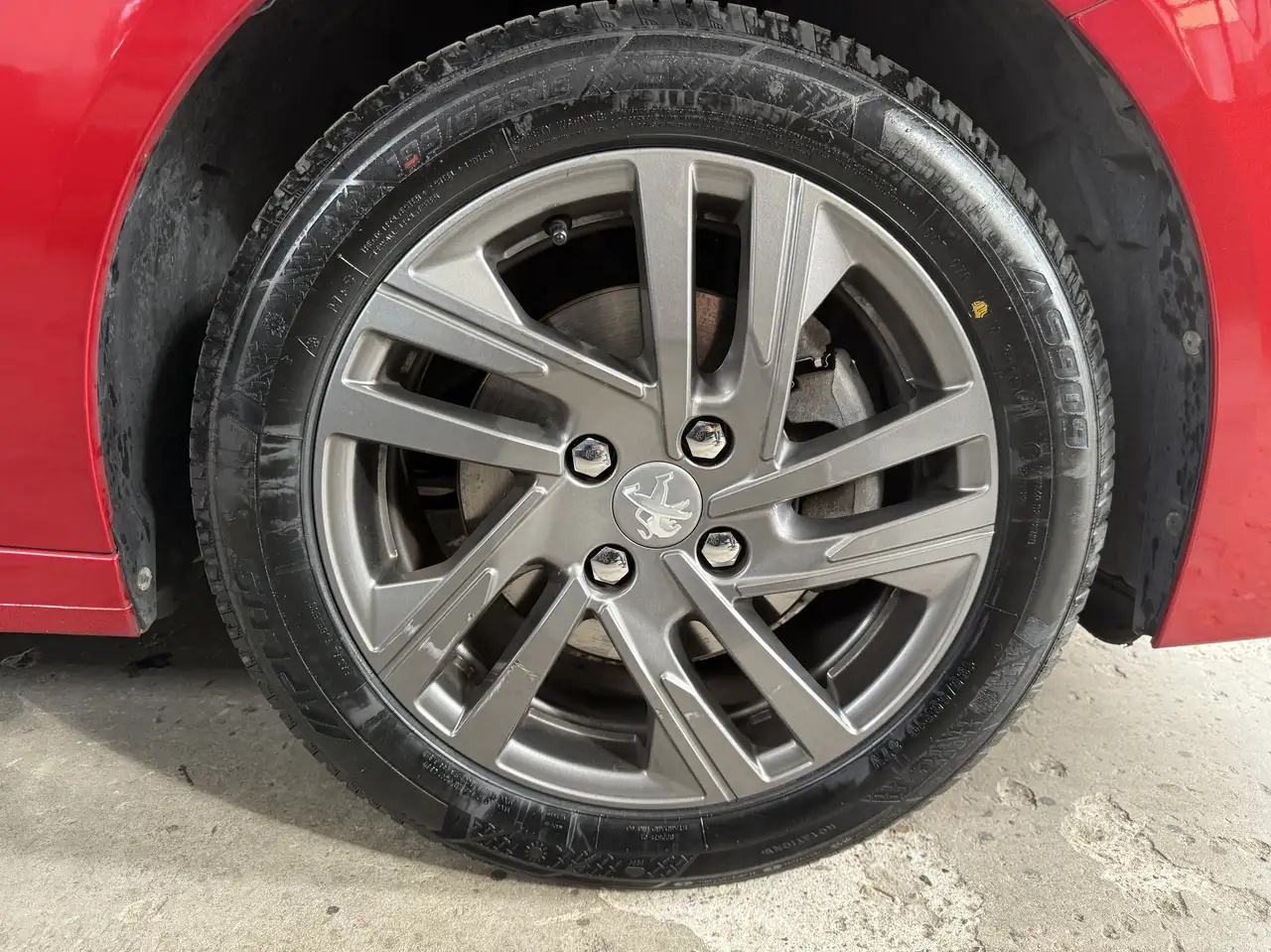 Peugeot 208 — photo 12 sur 15