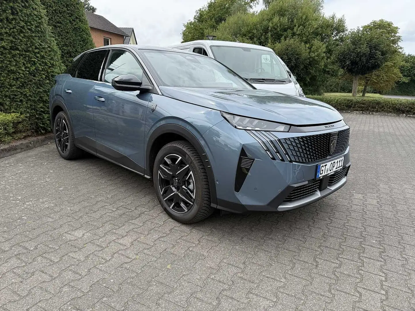 Peugeot 3008 Hybrid 136 e-DSC6 GT Blau - 2