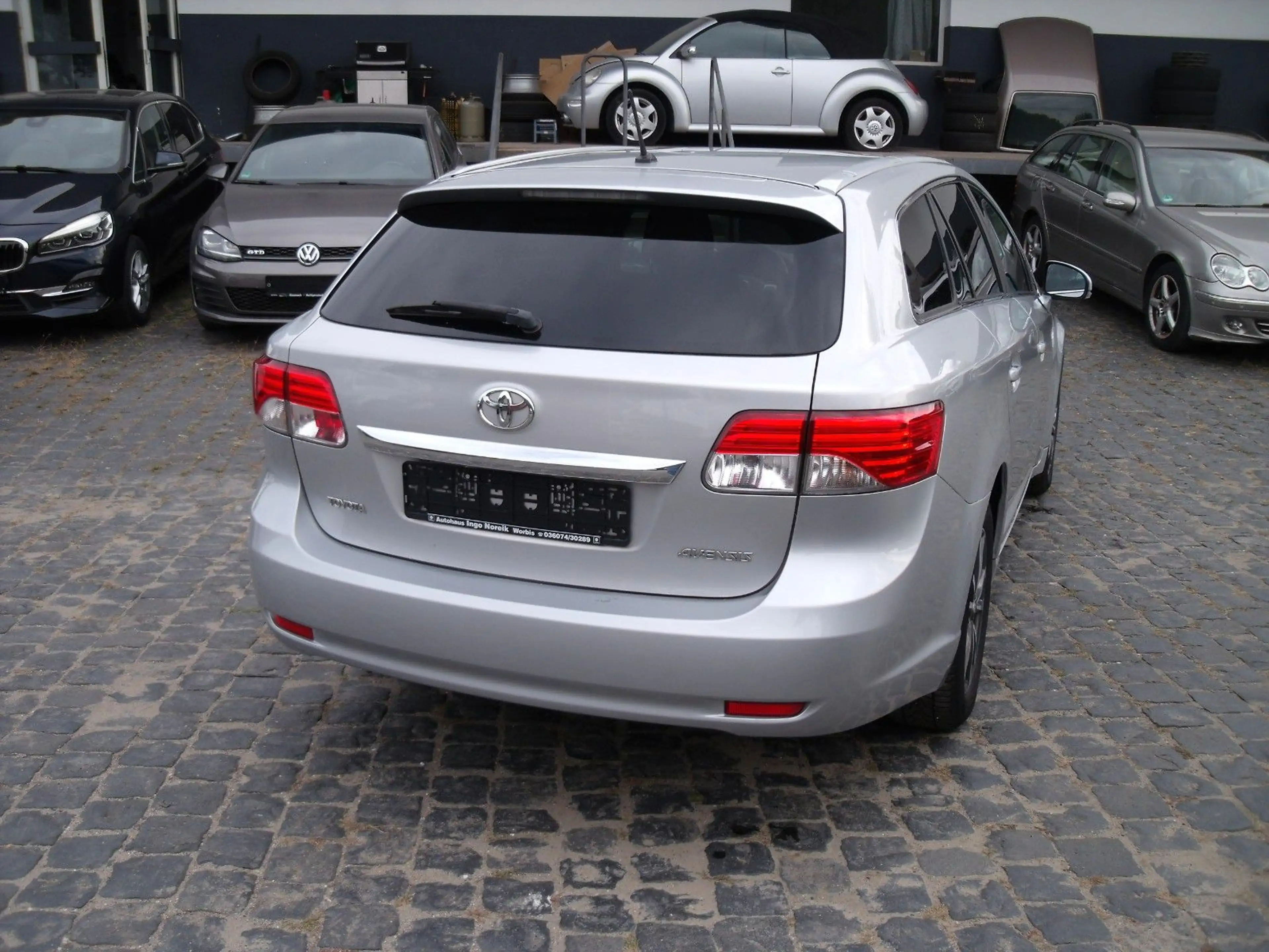Toyota Avensis Kombi Edition — photo 5