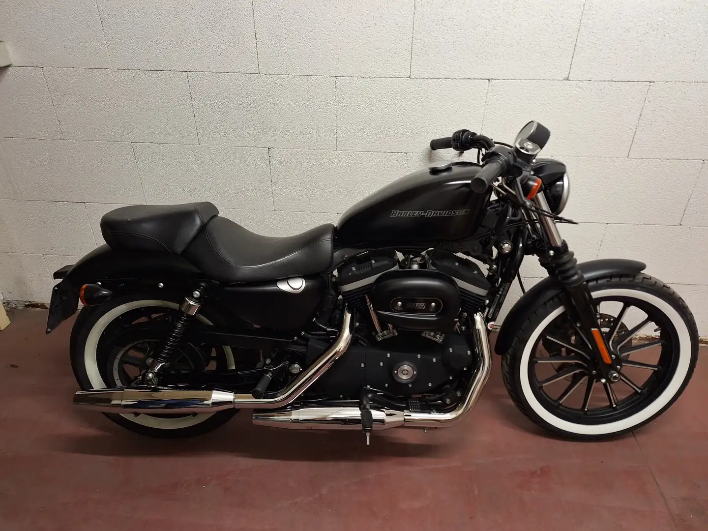 Harley-Davidson Sportster XL 883 Nightster Schwarz - 1