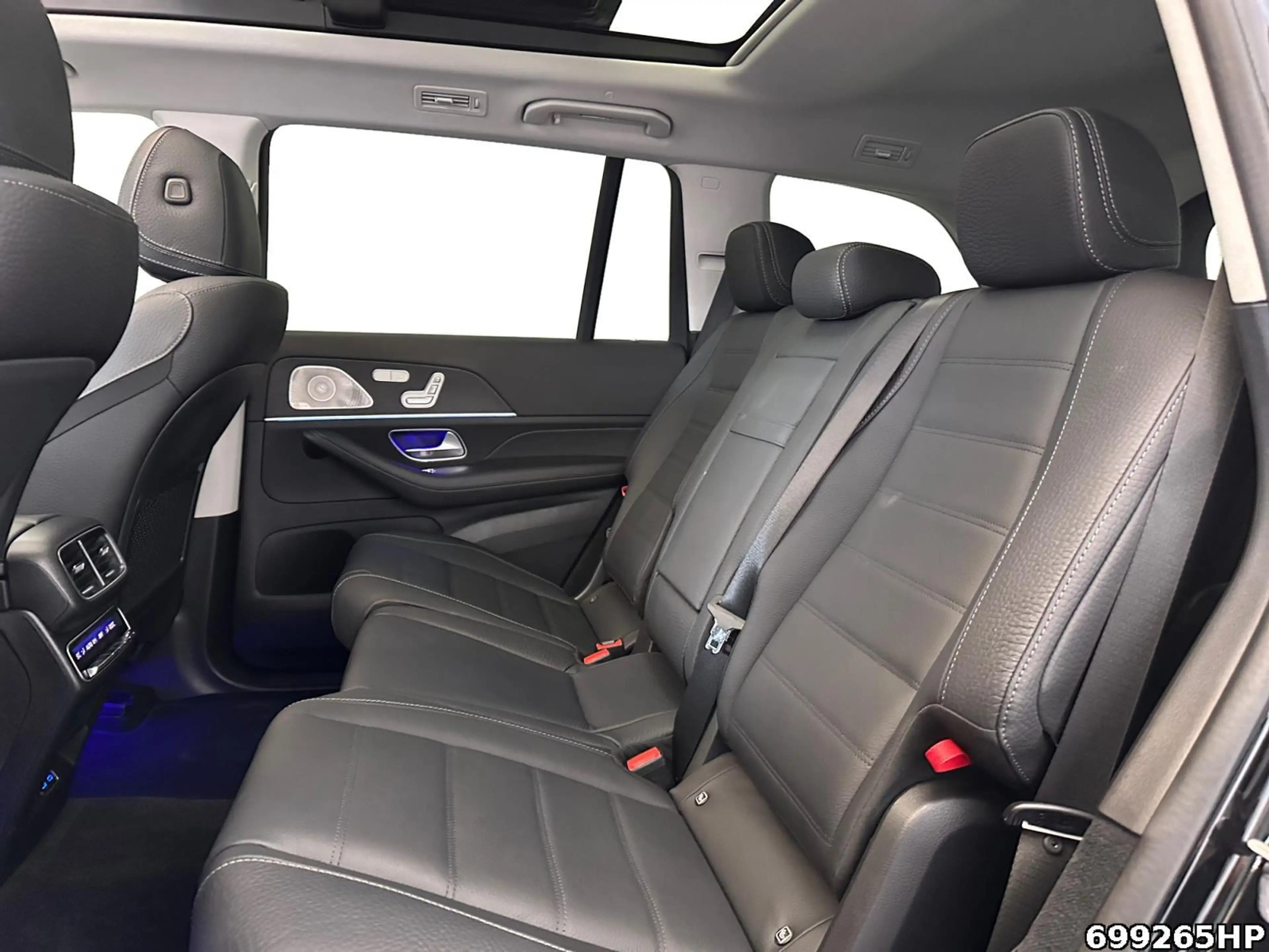 Mercedes-Benz GLS 450 d 4matic  AHK LED Keyless 360° Head-Up — photo 12