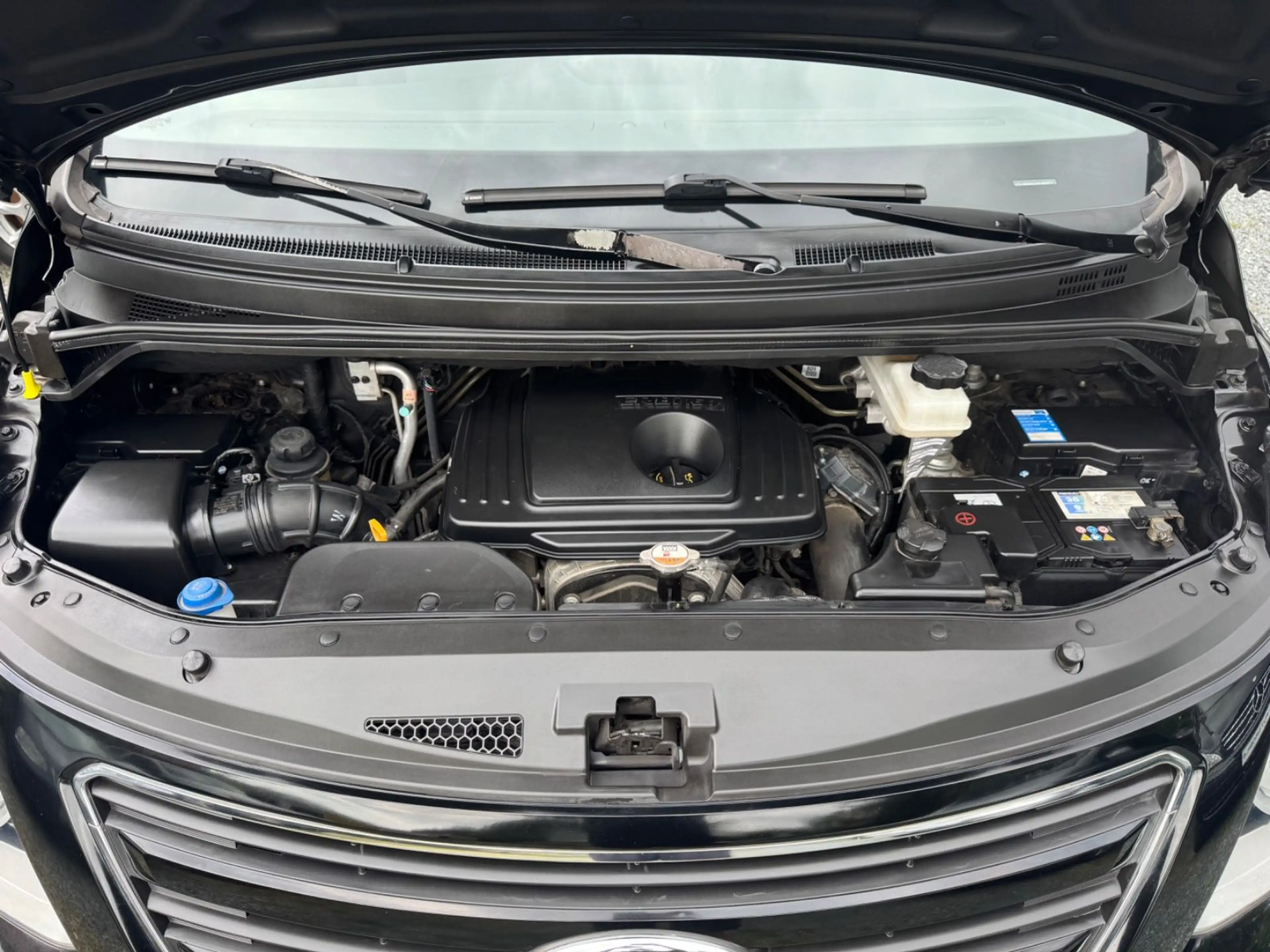 Hyundai H-1 Travel Comfort, Scheckheft, 8 Sitzplätze — photo 20