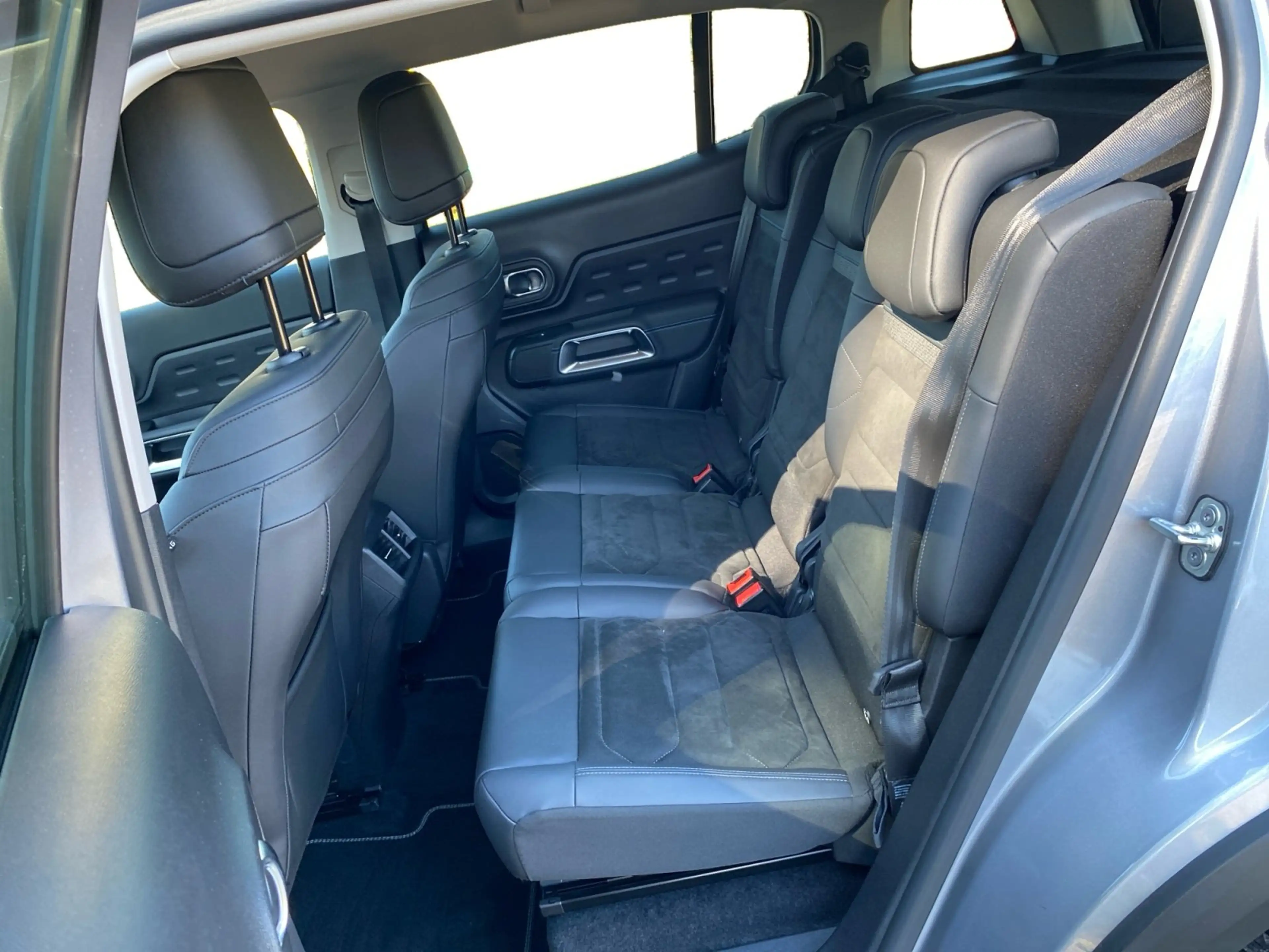 Citroen C5 Aircross ë-Series Automatik Navi, Rückfah. — photo 15