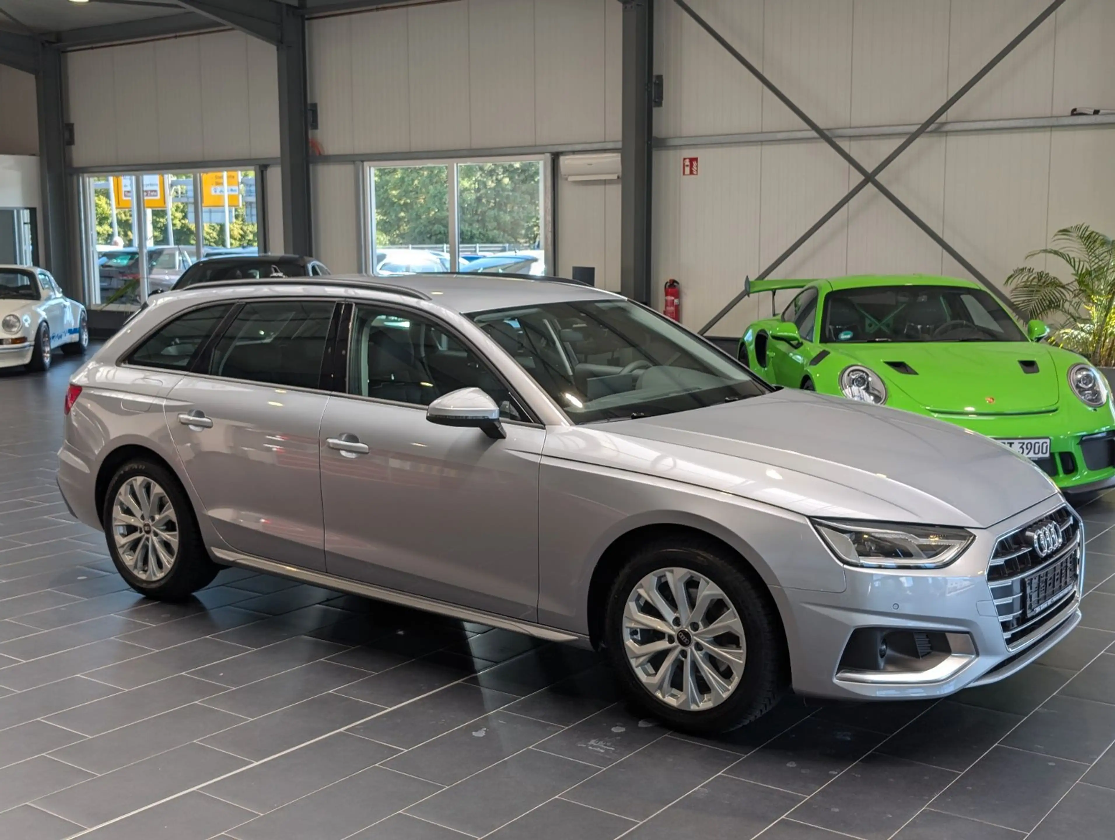 Audi A4 Avant 35 TDI advanced LED Leder Navi — photo 5