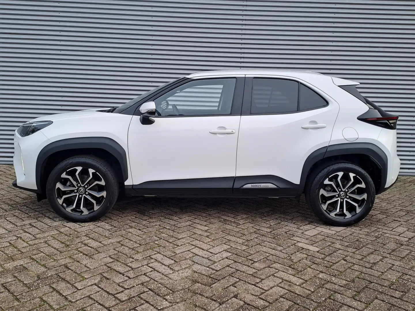 Toyota Yaris Cross 1.5 VVT-I Business Plus | Navi | Apple Carplay / A Blanc - 2