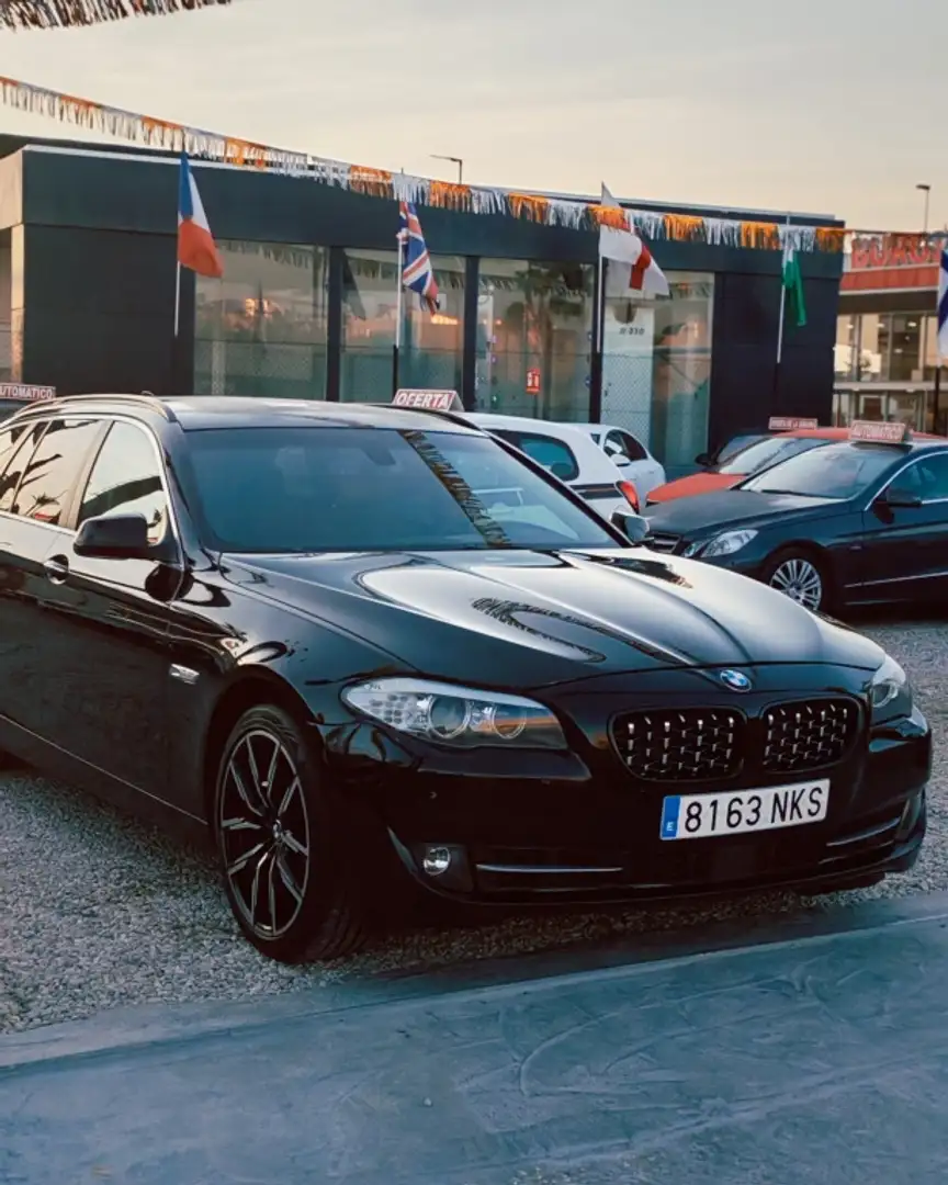 BMW 530 530dA Touring Negro - 1