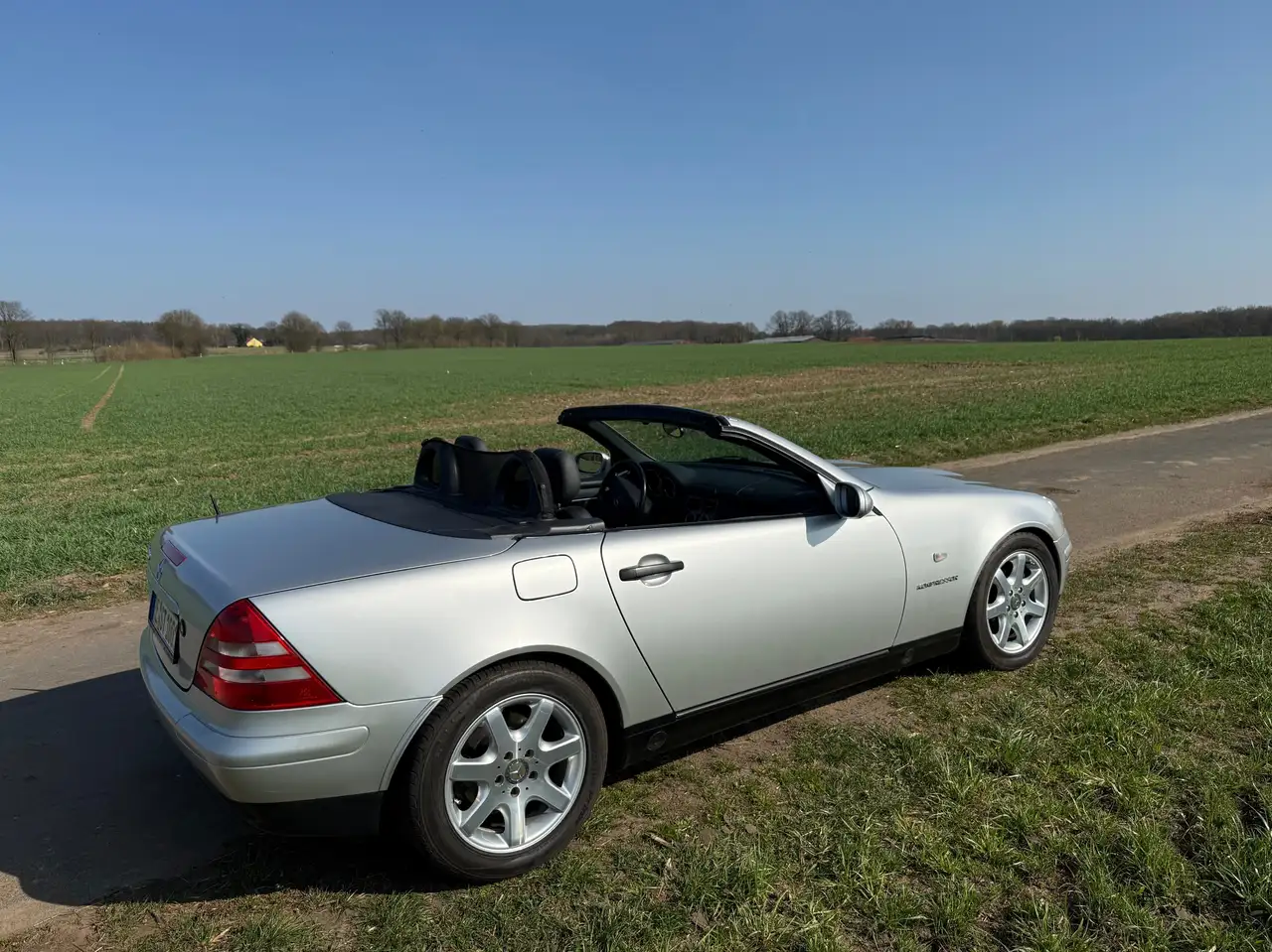 Mercedes-Benz SLK 230