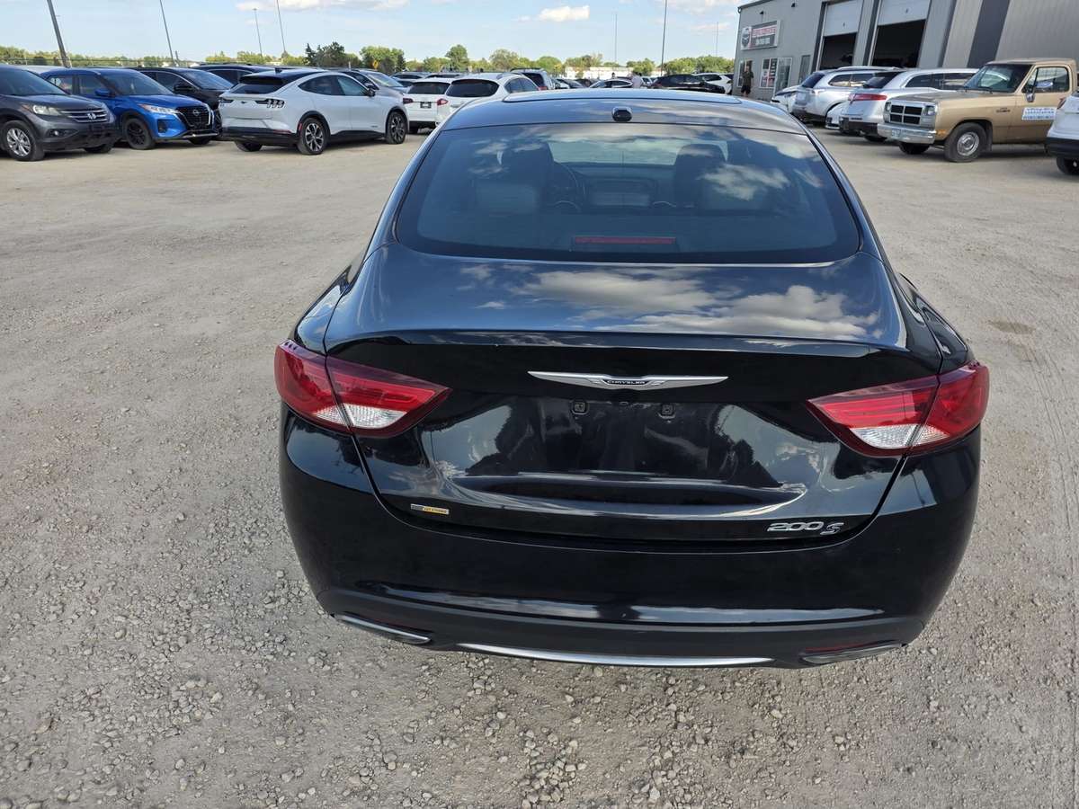 2016 Chrysler 200 S!!! NAVIGATION!!! PANORAMIC ROOF!!! LOW KMS!! — снимка 1