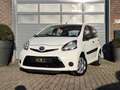 Toyota Aygo 1.0 VVT-i Trekhaak, Navigatie, Dakdragers. Blanco - thumbnail 11