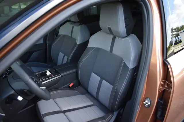 Opel Grandland view 12