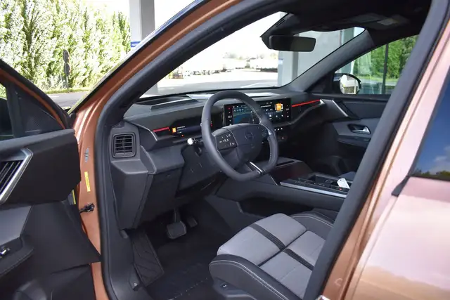 Opel Grandland view 11