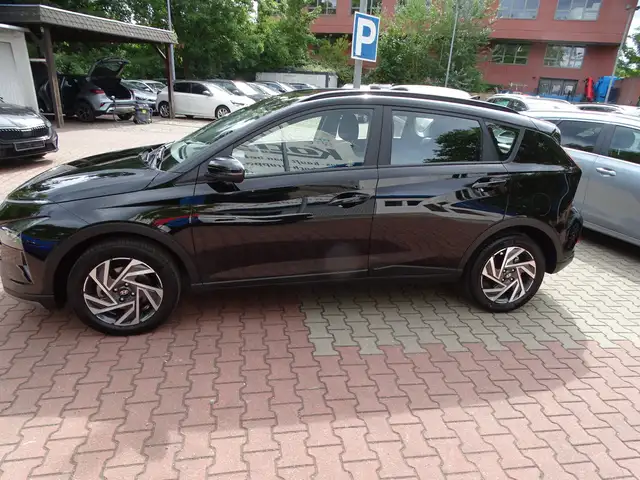 Hyundai Bayon view 3