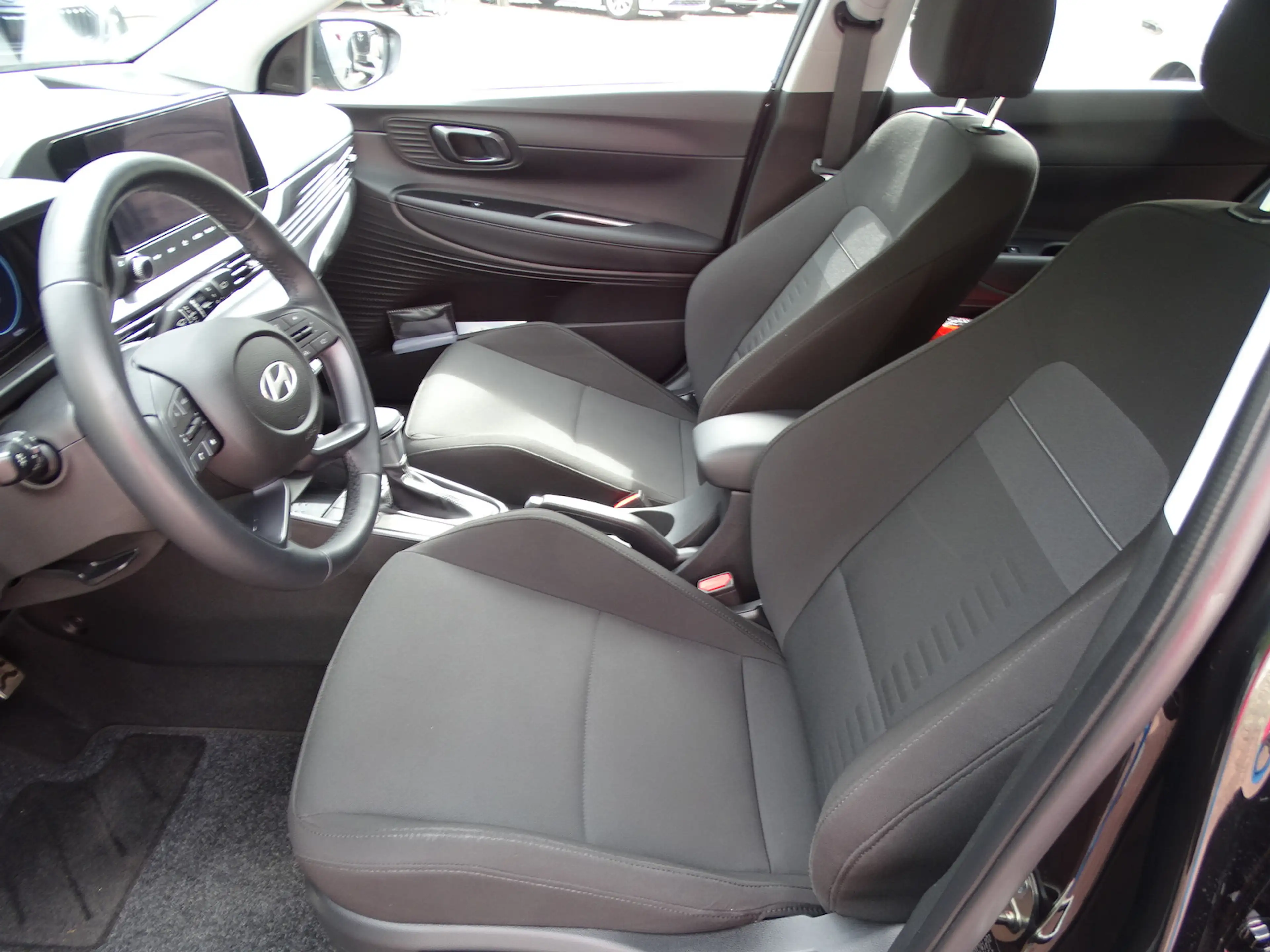 Hyundai BAYON Trend 2WD Automatik , Komfortpaket — photo 9