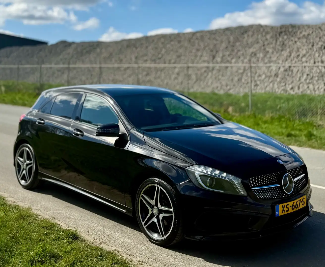 Mercedes-Benz A 200 AMG Blackline | Camera | Harman/kardon Zwart - 2