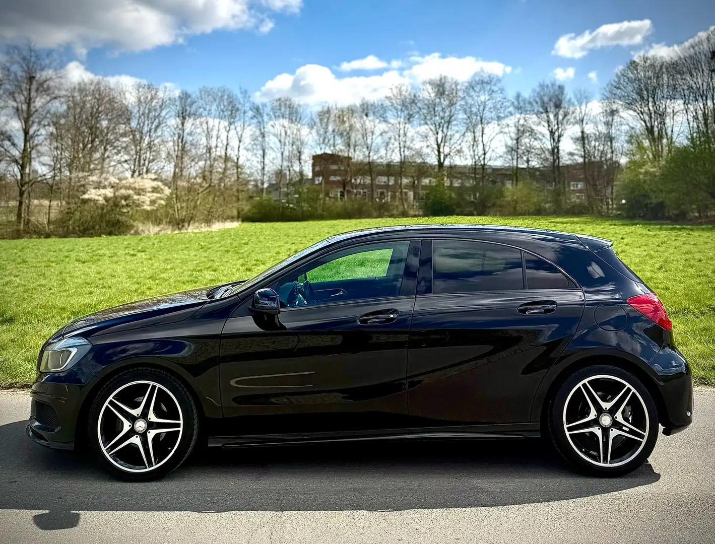 Mercedes-Benz A 200 AMG Blackline | Camera | Harman/kardon Zwart - 1