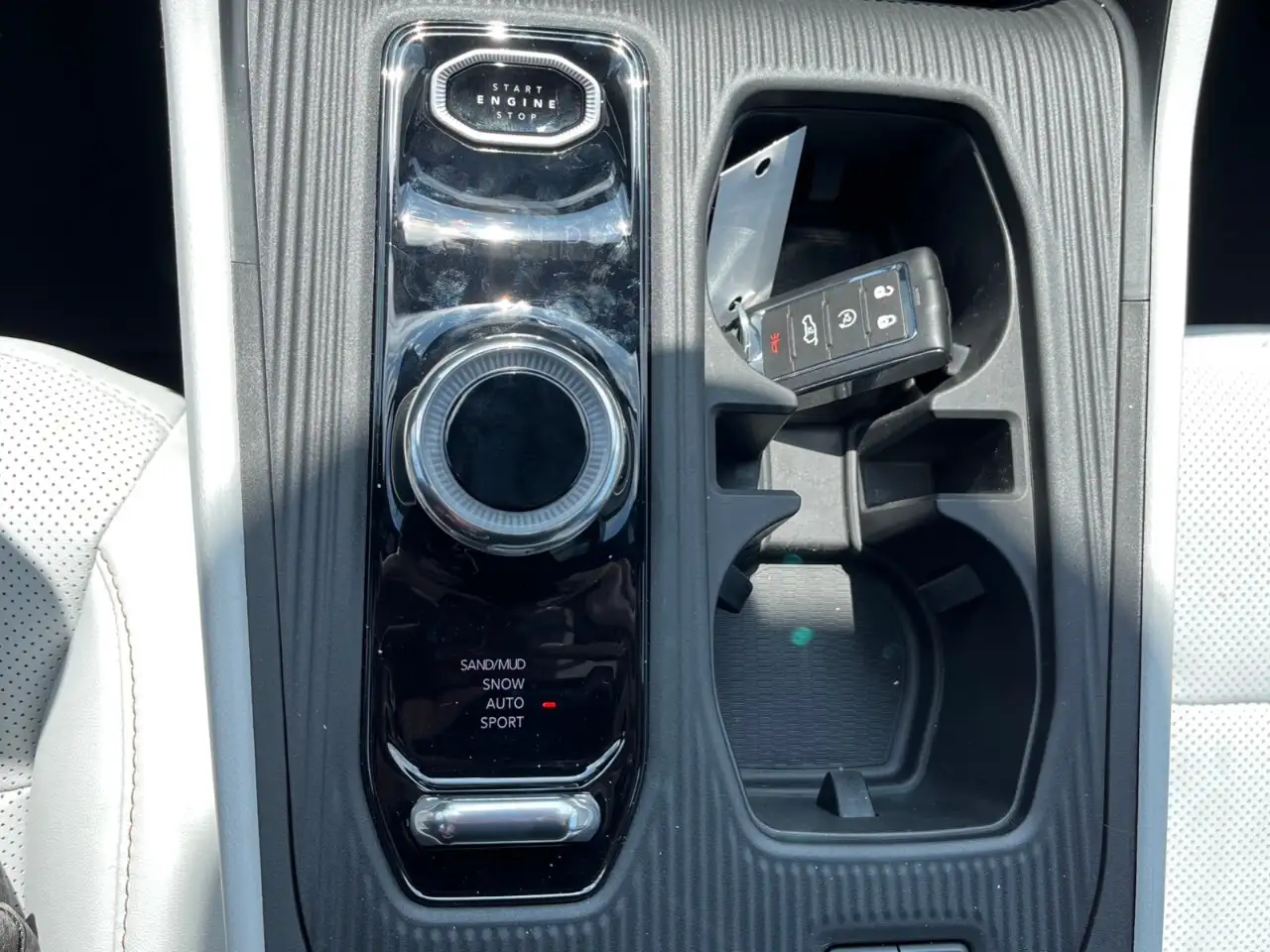 Jeep Cherokee снимка Jeep Cherokee