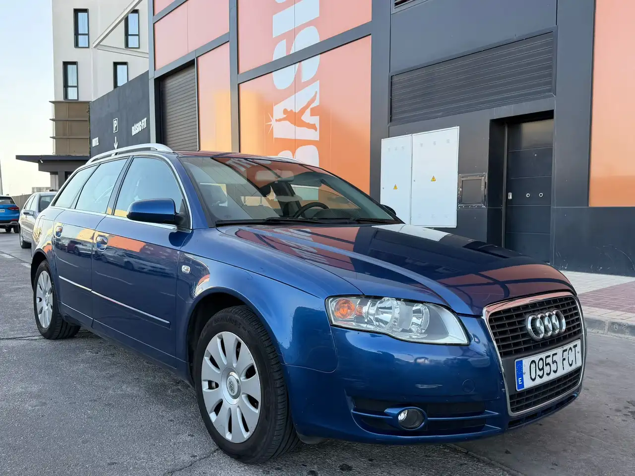 Audi A4 Avant 1.9TDI DPF — photo 1 of 17