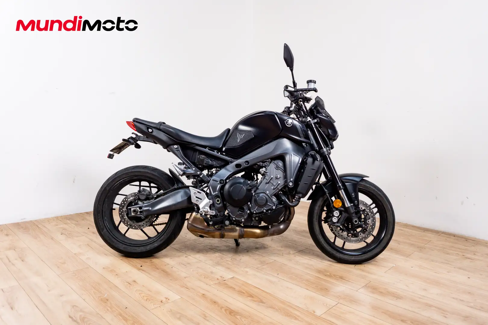 Yamaha MT-09 - 1