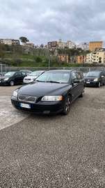 V70 2.4 D 20V (163CV) cat Summum