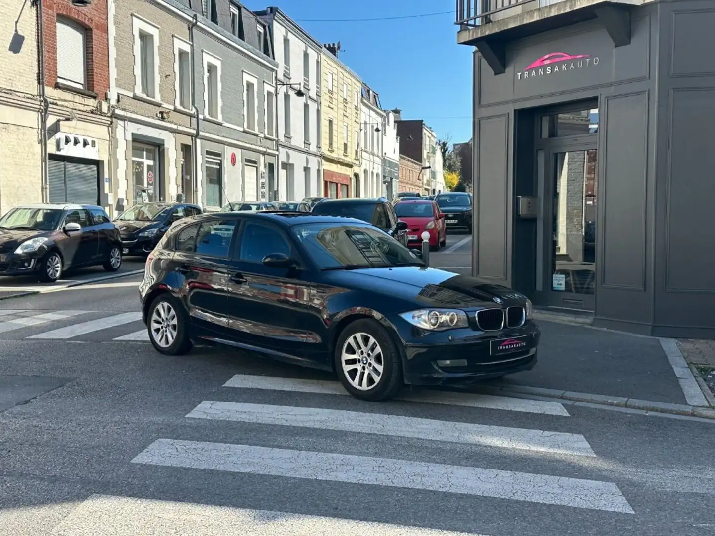 BMW 116 SERIE E87 LCI 116d 115 ch Première / TOIT OUVRANT / SIEGES CHAUFFANTS Schwarz - 2