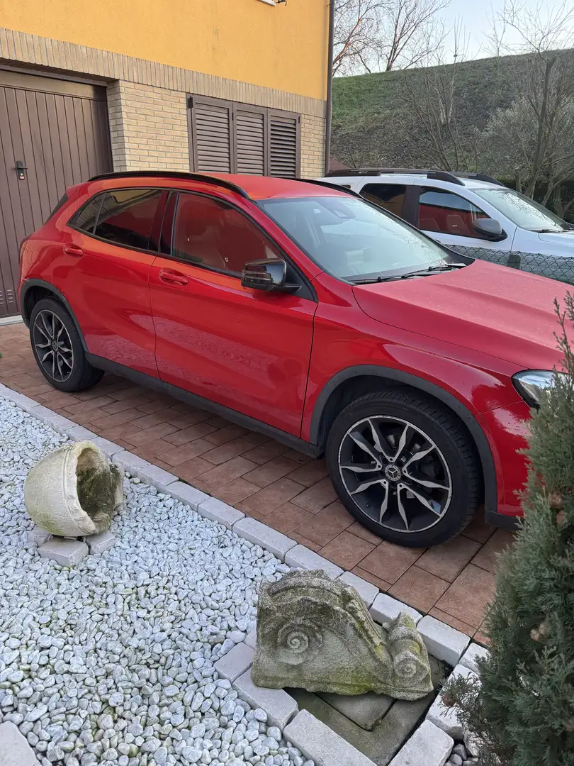 Mercedes-Benz GLA 200 d (cdi) Enduro auto - 2