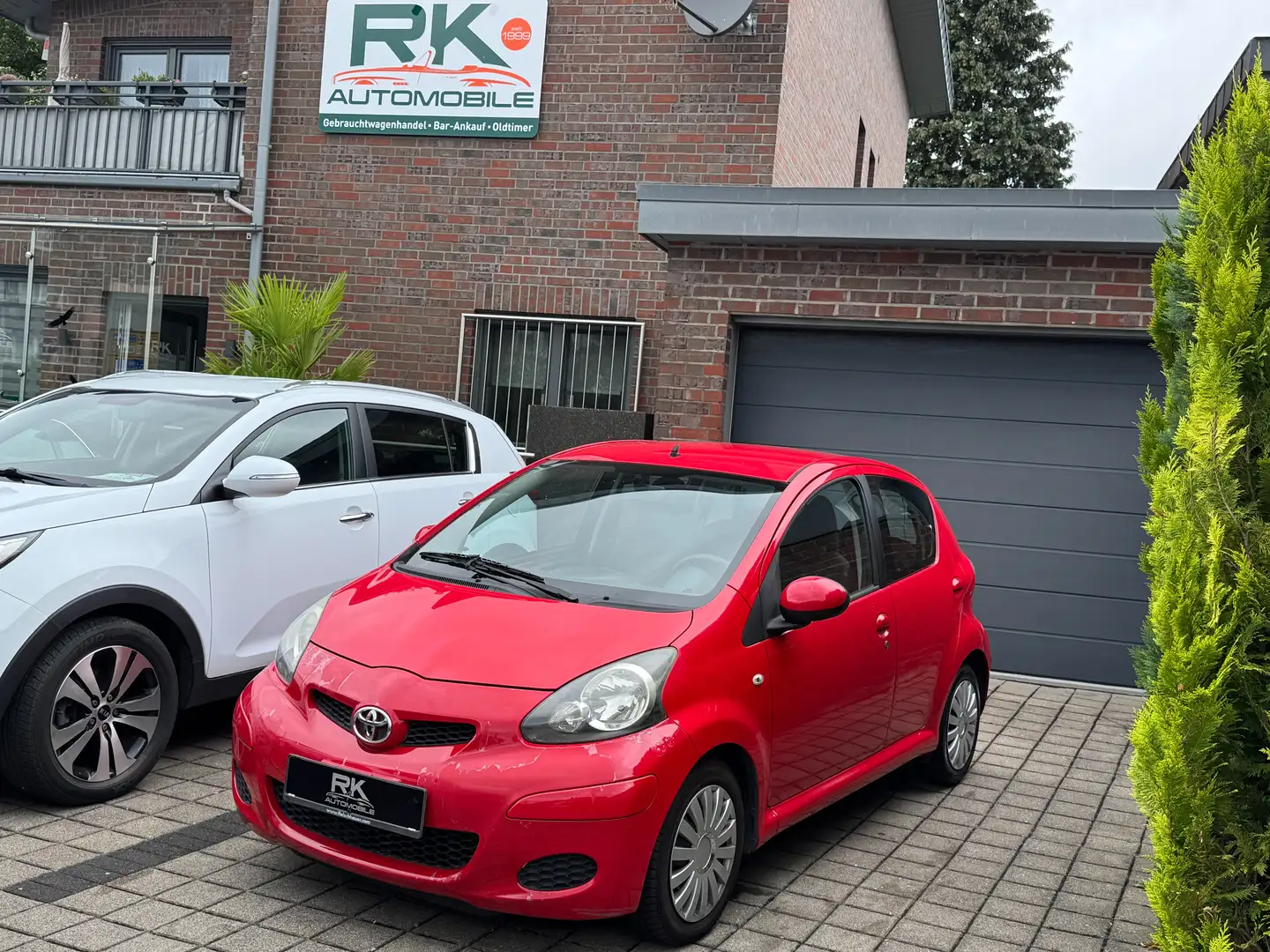 Toyota Aygo Cool Rojo - 1