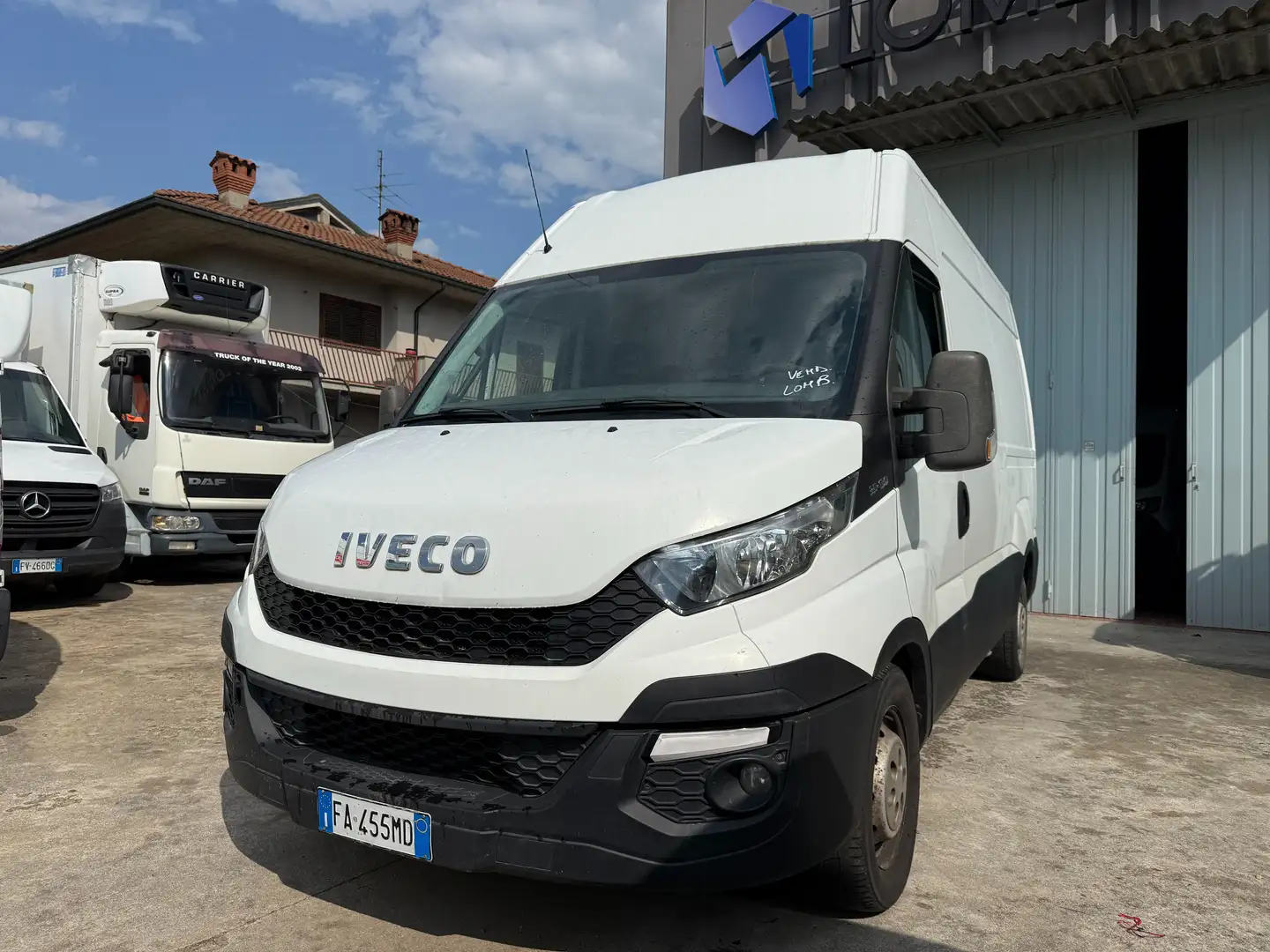 Iveco Daily 35S13/2.3/L2H2/2015 Weiß - 1