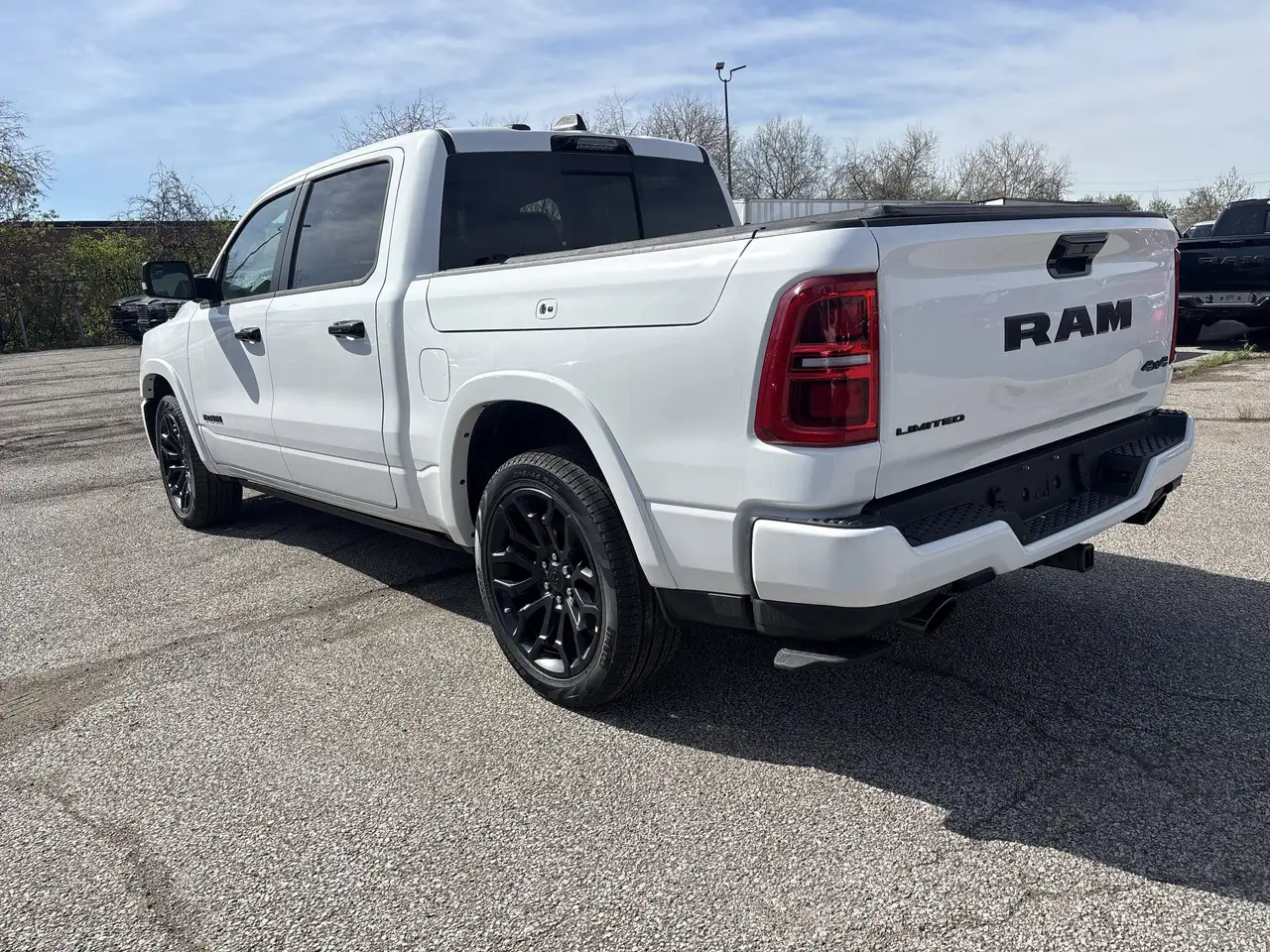 RAM 1500 снимка RAM 1500
