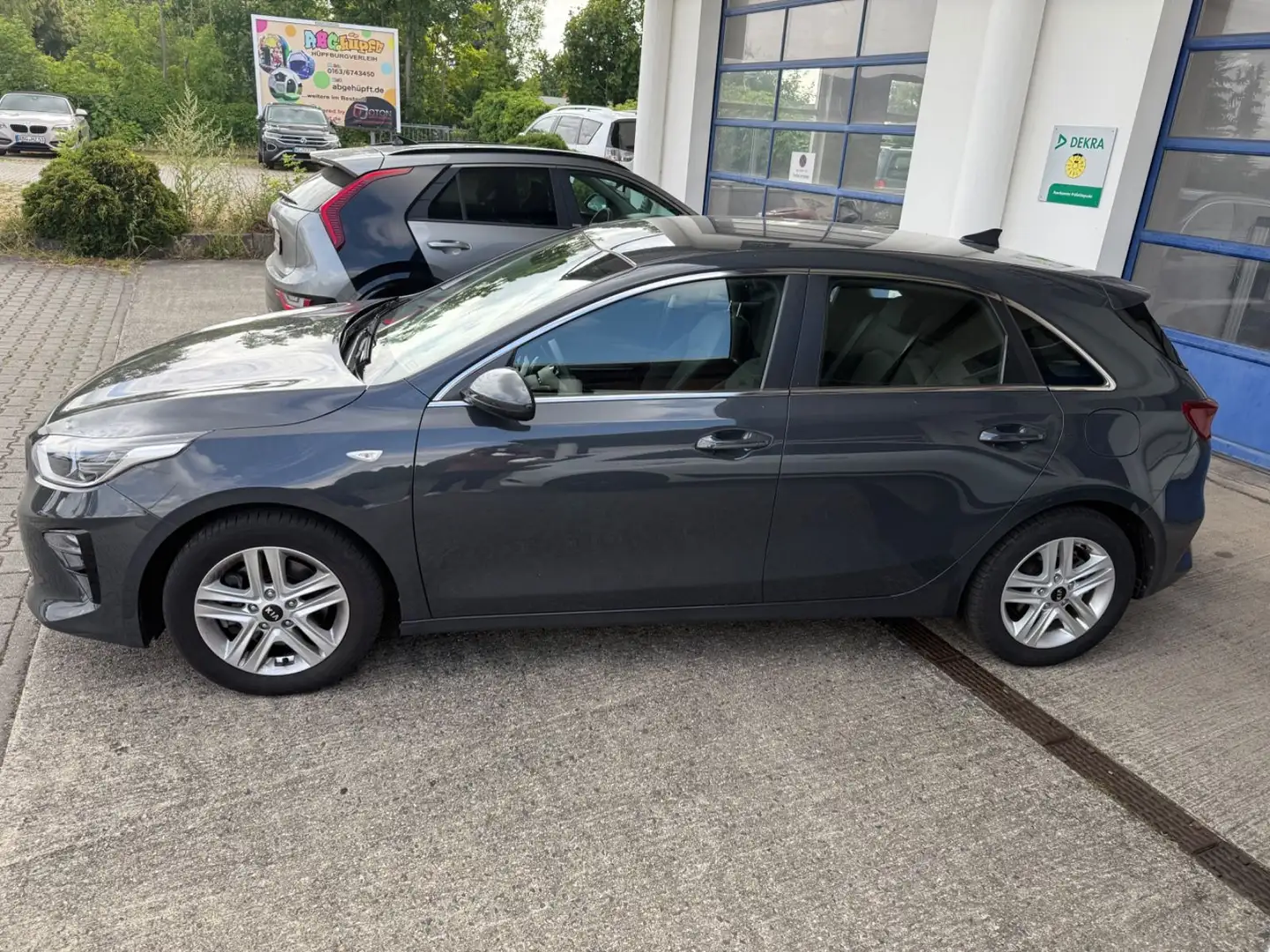 Kia Ceed / cee'd 1.0 T-GDI Vision/Komfort/Navi/AHK Grigio - 2