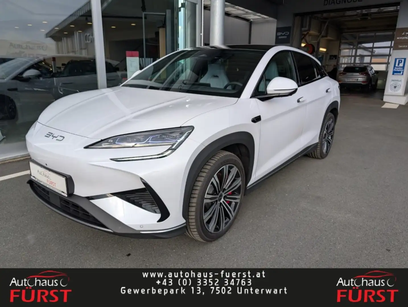 BYD Sealion 7 Excellence AWD Grau - 1