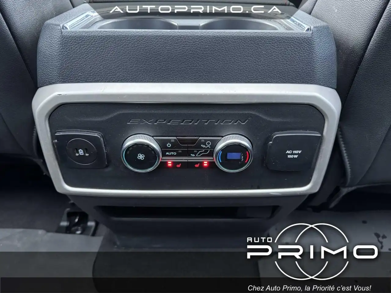 Ford Expedition снимка Ford Expedition