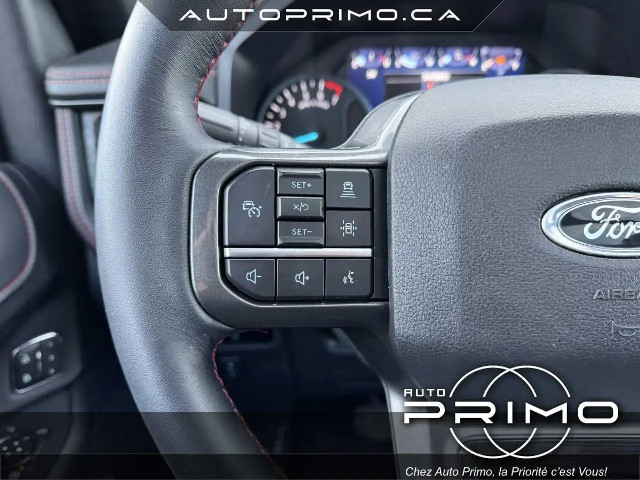 Ford Expedition снимка Ford Expedition