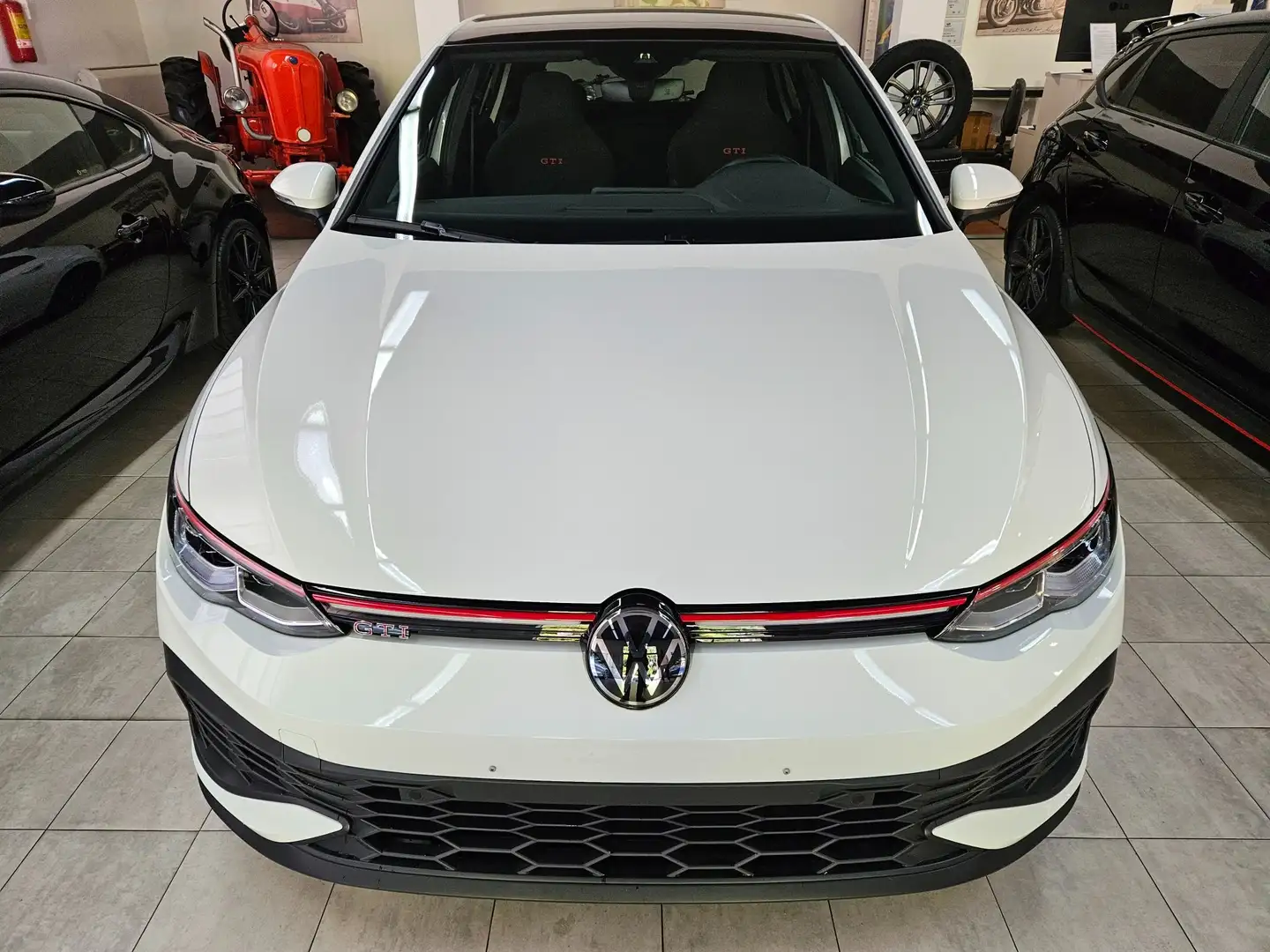 Volkswagen Golf GTI 2.0 TSI CLUBSPORT DSG 300 CV-TETTO-DCC-IQ LIGHT Bianco - 2