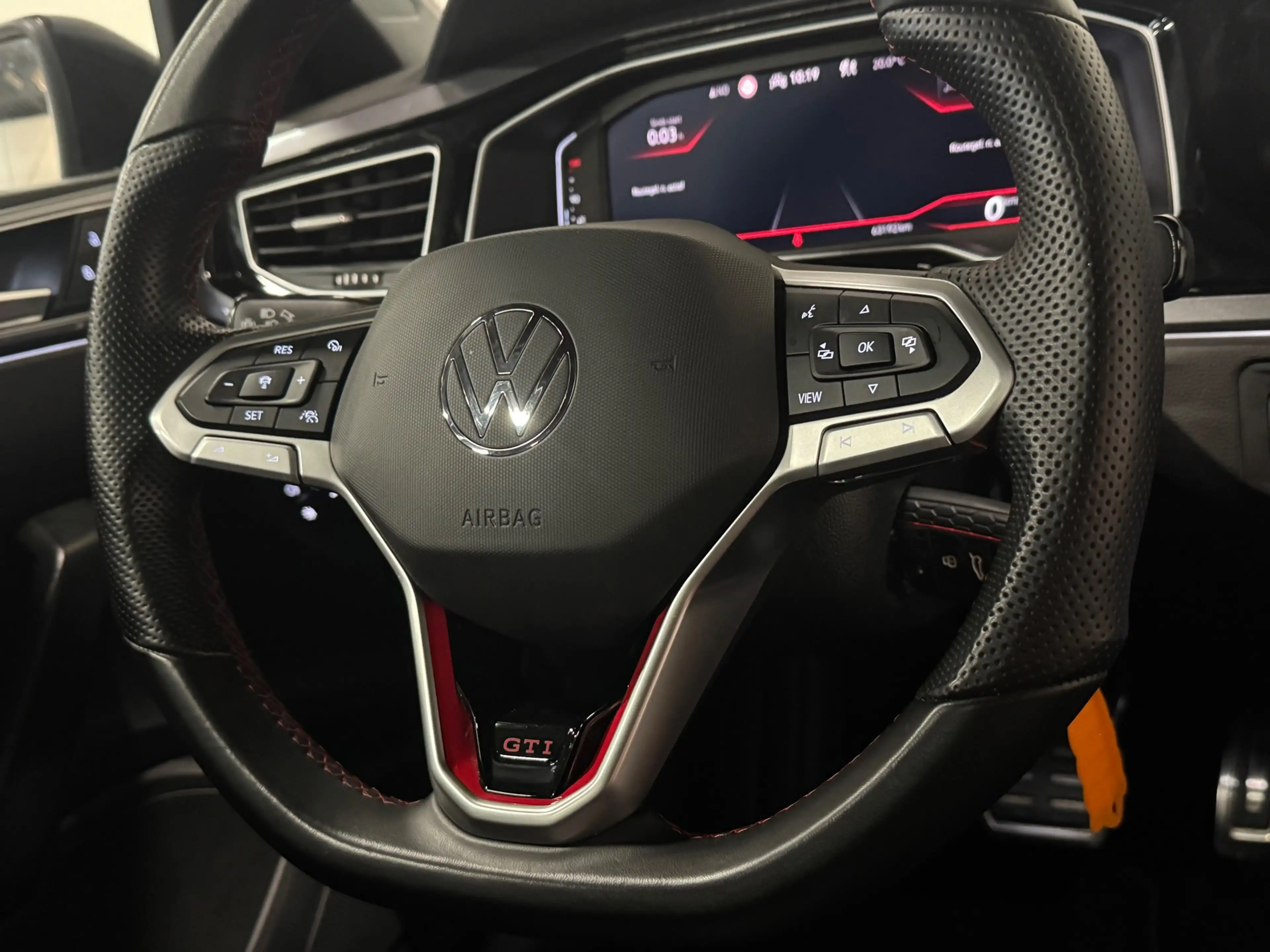 Volkswagen Polo GTI 2.0 TSI | FACELIFT | PANO | CAMERA | LED | ACC — photo 14
