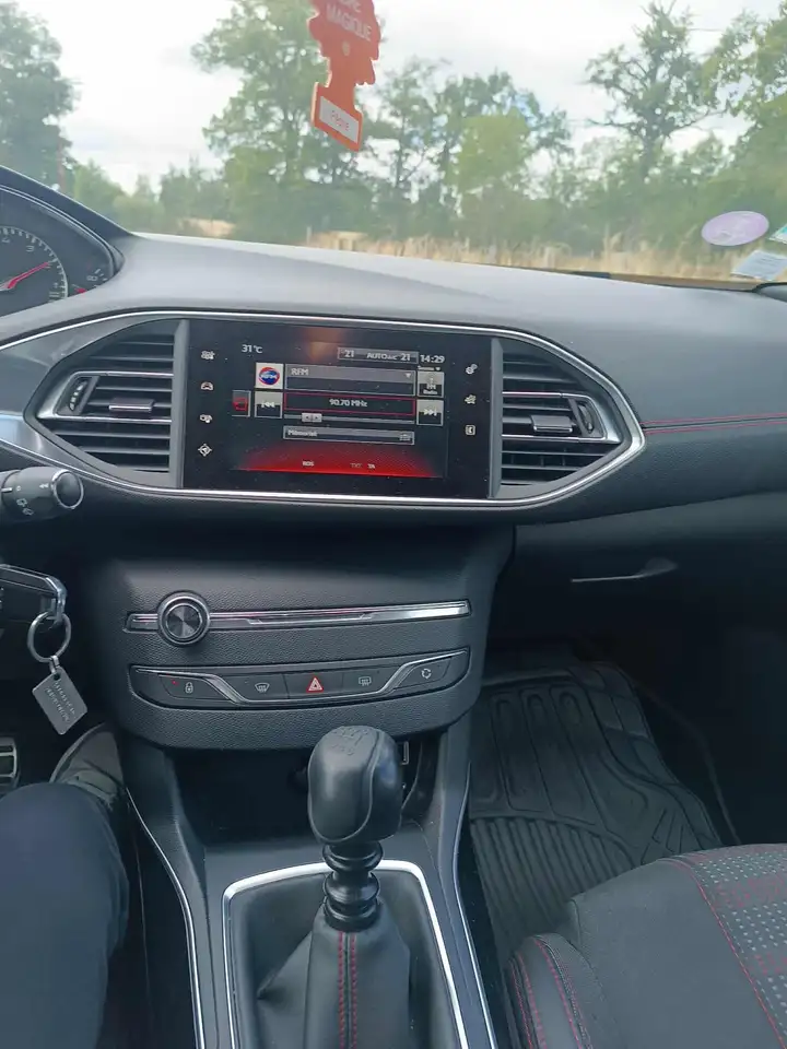 Peugeot 308 308 — photo 3