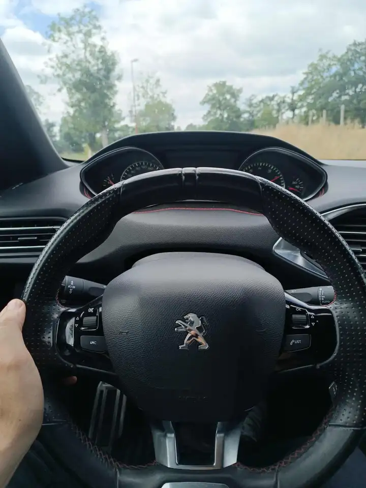 Peugeot 308 308