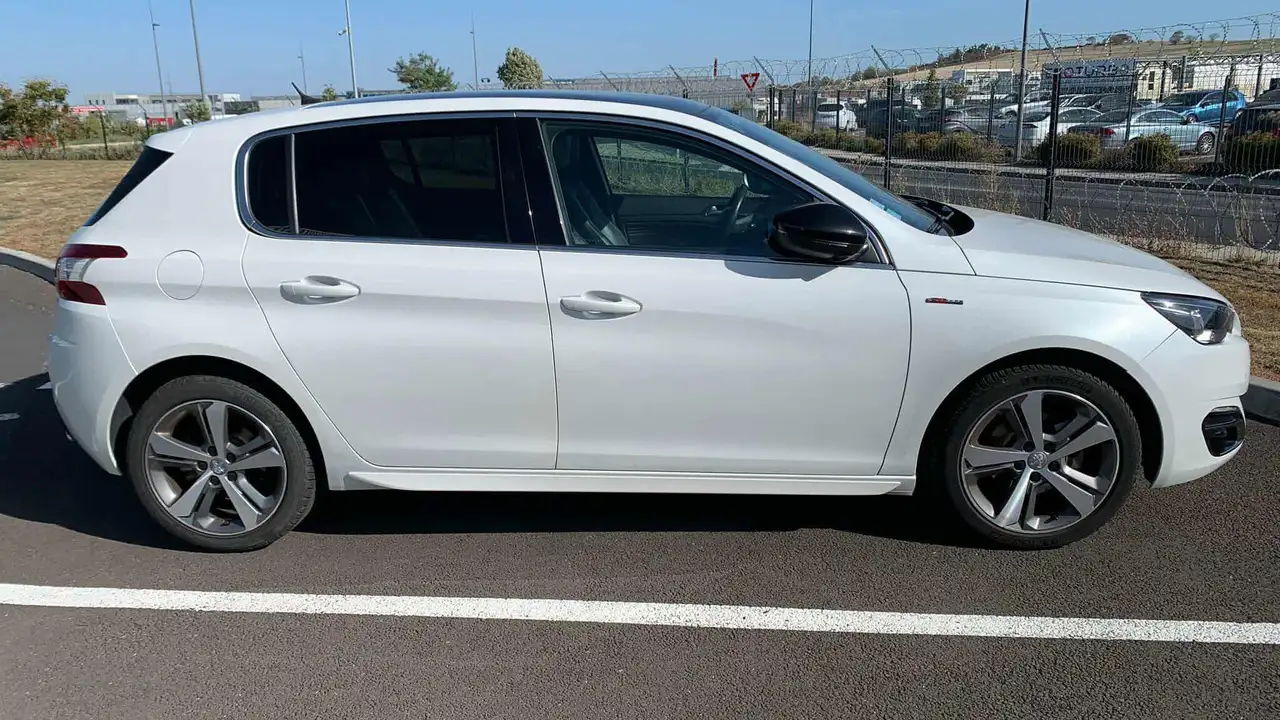 Peugeot 308 308 — photo 9