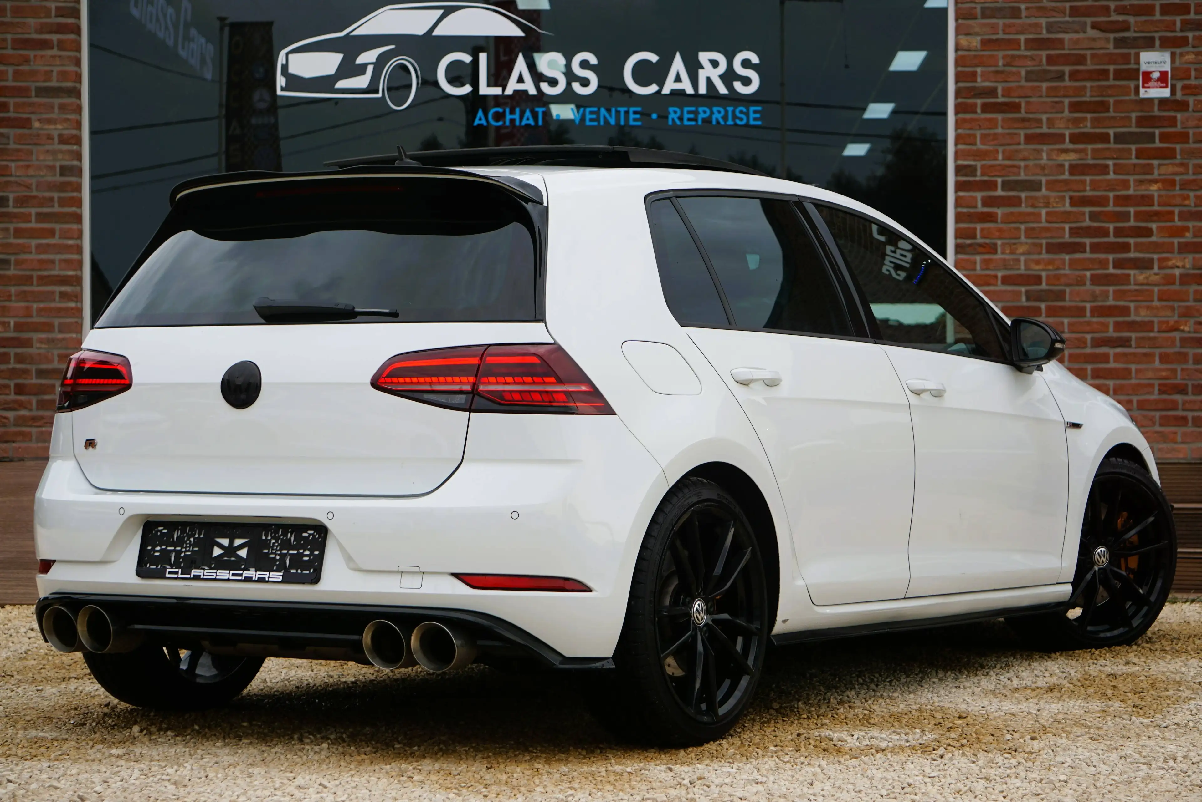 Volkswagen Golf R 2.0 TSI TCR OPF 4MOTION / DSG7 / DISTRONIC / FULL LED / CAMERA / TOIT PANO / FRONT ASSIST / CARPLAY — photo 10