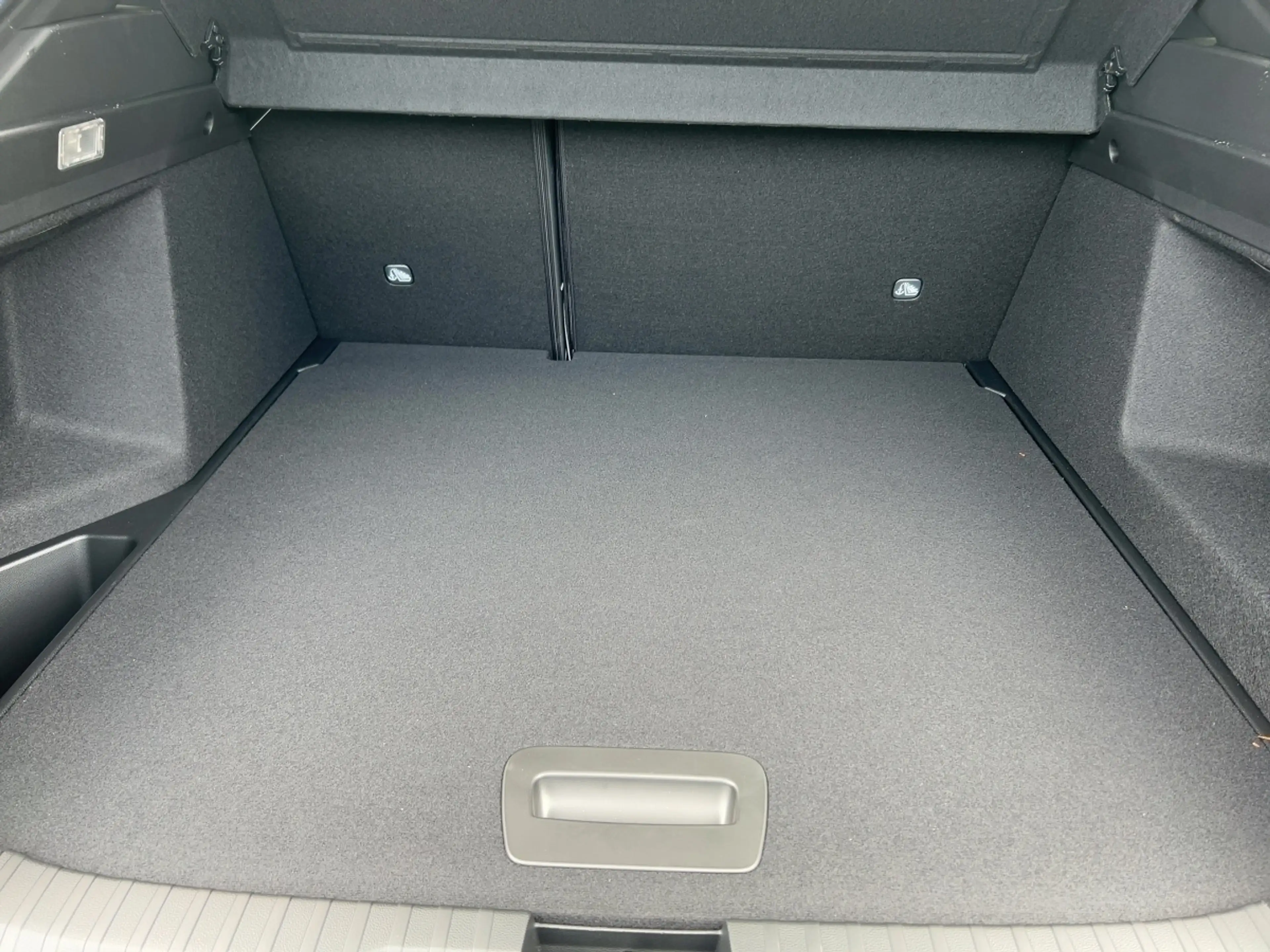 Renault Arkana Mild-Hybrid 140 Techno — photo 12