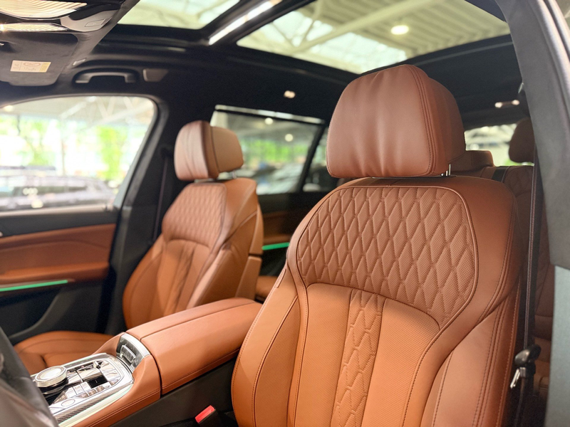 BMW X7 xDrive40d M SportPro 23" B&W Sky Massage Individua — photo 15