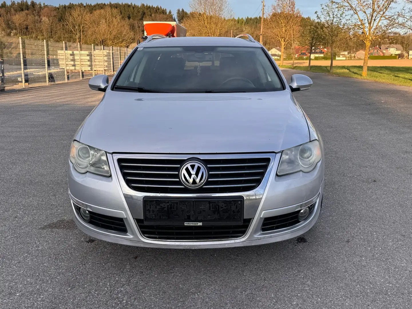 Volkswagen Passat Variant Highline TDI DPF DSG Silber - 1