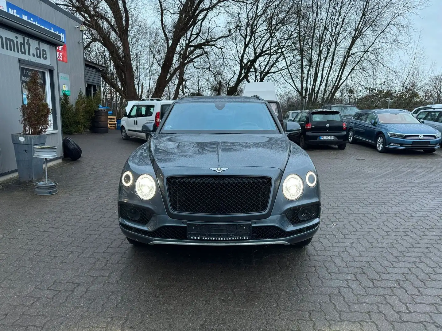 Bentley Bentayga V8 1-HAND*MWST*HUD*AIR*SOFT*360°*PANO! Gris - 2