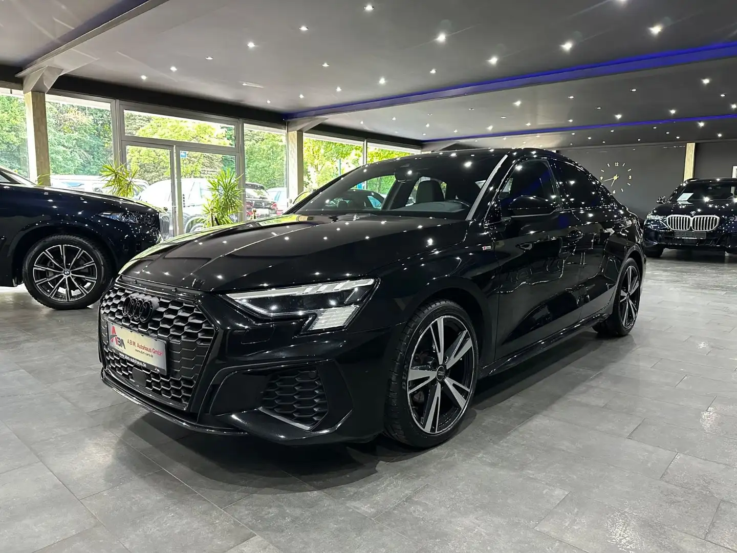Audi A3 Limousine 35 TDI S line /KAMERA /Standheizung Schwarz - 1