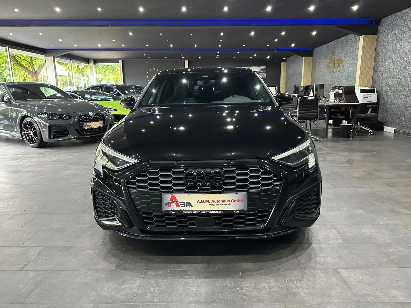 Audi A3 Limousine 35 TDI S line /KAMERA /Standheizung Schwarz - 2