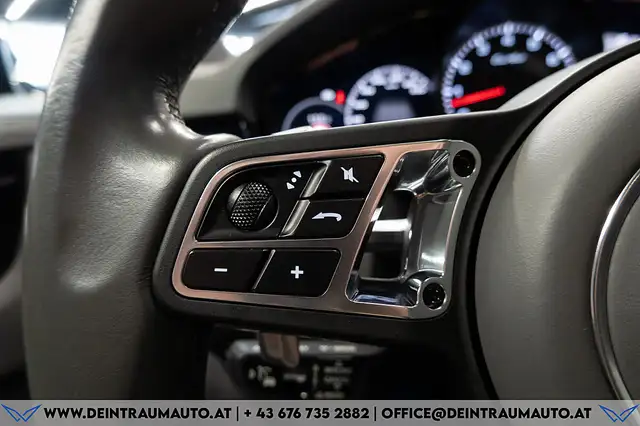 Porsche Cayenne Turbo III Aut.*360°*SPORT-CHRONO*PANO*SHZ+LÜ Ansicht 37
