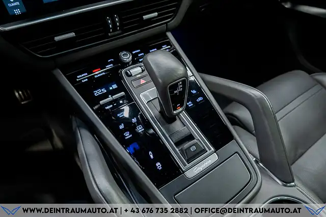Porsche Cayenne Turbo III Aut.*360°*SPORT-CHRONO*PANO*SHZ+LÜ Ansicht 28