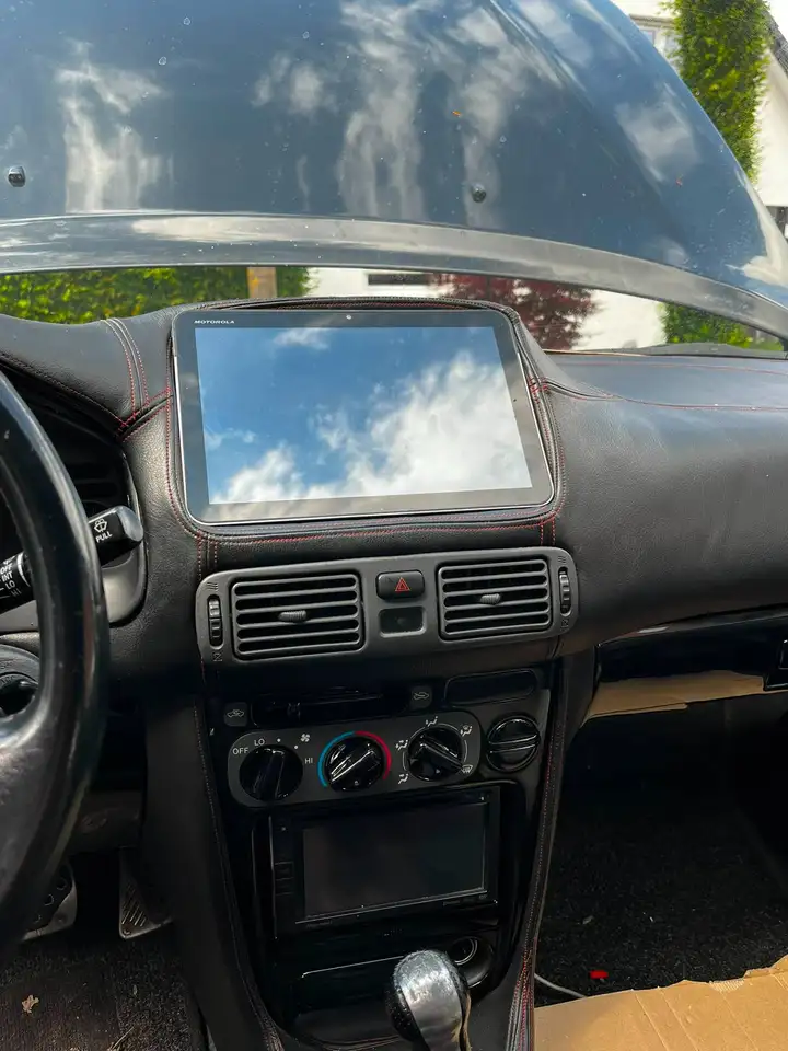 Toyota Corolla E11, foto 3