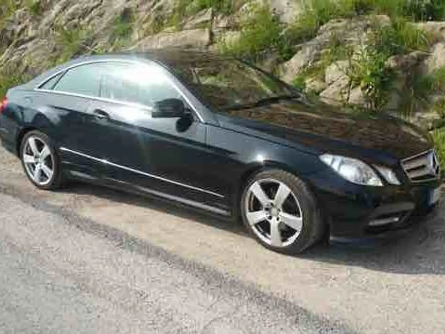 Mercedes-Benz E 220 Classe E - C207 Coupe Coupe cdi Sport Nero - 2